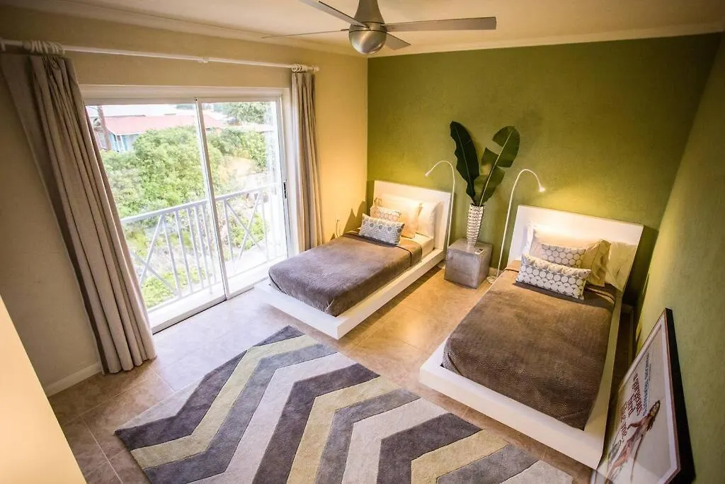 Designer Penthouse - Stunning Property With Amazing Views Saint James
