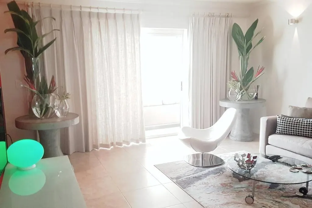 Designer Penthouse - Stunning Property With Amazing Views Saint James Barbados